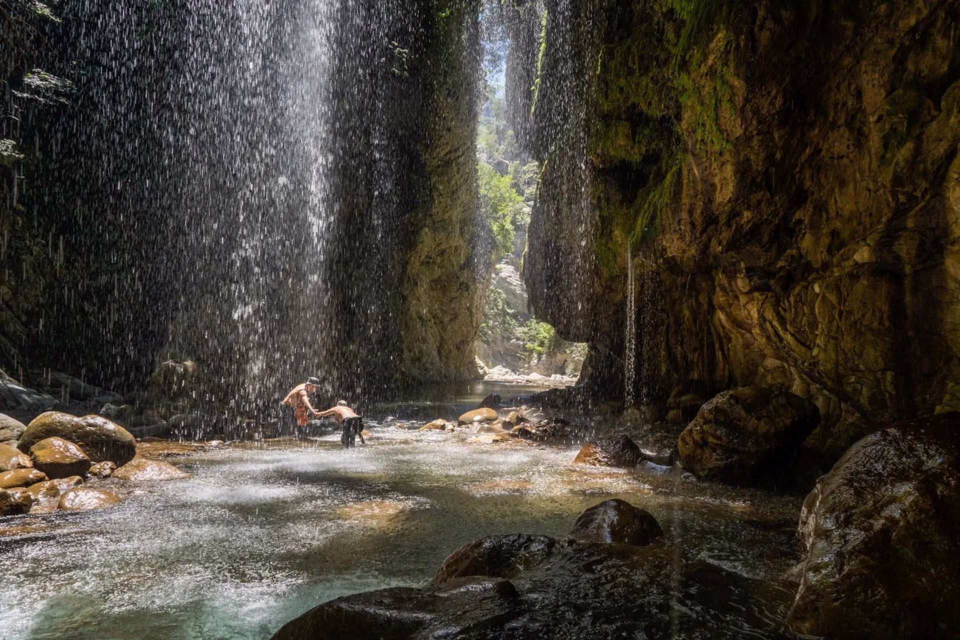 Tranquil Retreats in the Mainlands